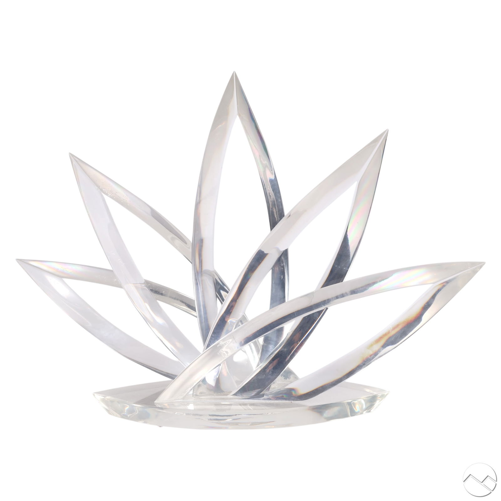 Hiva Van Teal b.1940 Modern Lucite Agave Sculpture: Hivo Van Teal (Cuban American, born circa 1940) modern abstract lucite sculpture in the form of an abstract agave plant. The mid-century modern style piece features elongated translucent blades radiat