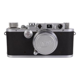 Leica IIIa Rangefinder Summar 50mm f/2 Lens w Book