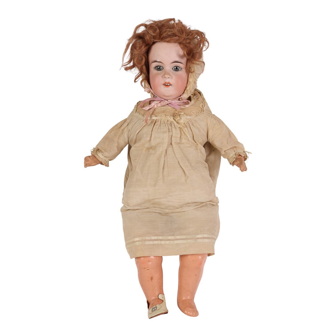 Majestic Edmund Ulrich Steiner German 24" Doll: Majestic antique German doll by manufacturer Edmund Ulrich Steiner, likely late 19th to early 20th century. Modeled with a bisque porcelain head, blue glass sleep eyes, painted lashes and brows, open