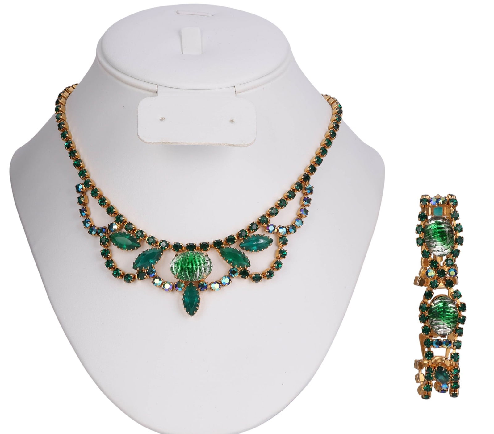 D&E Juliana 1960s Emerald Crystal & Art Glass SET (1 of 9)