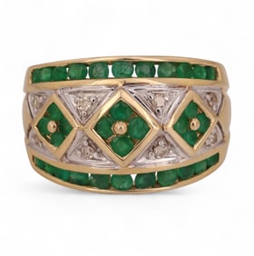 14k Gold 1.16 CT TW Emerald Diamond Ring Size 7