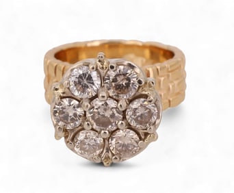 14k Gold 1.75 Carat TW Diamond Cluster Ring Size 6