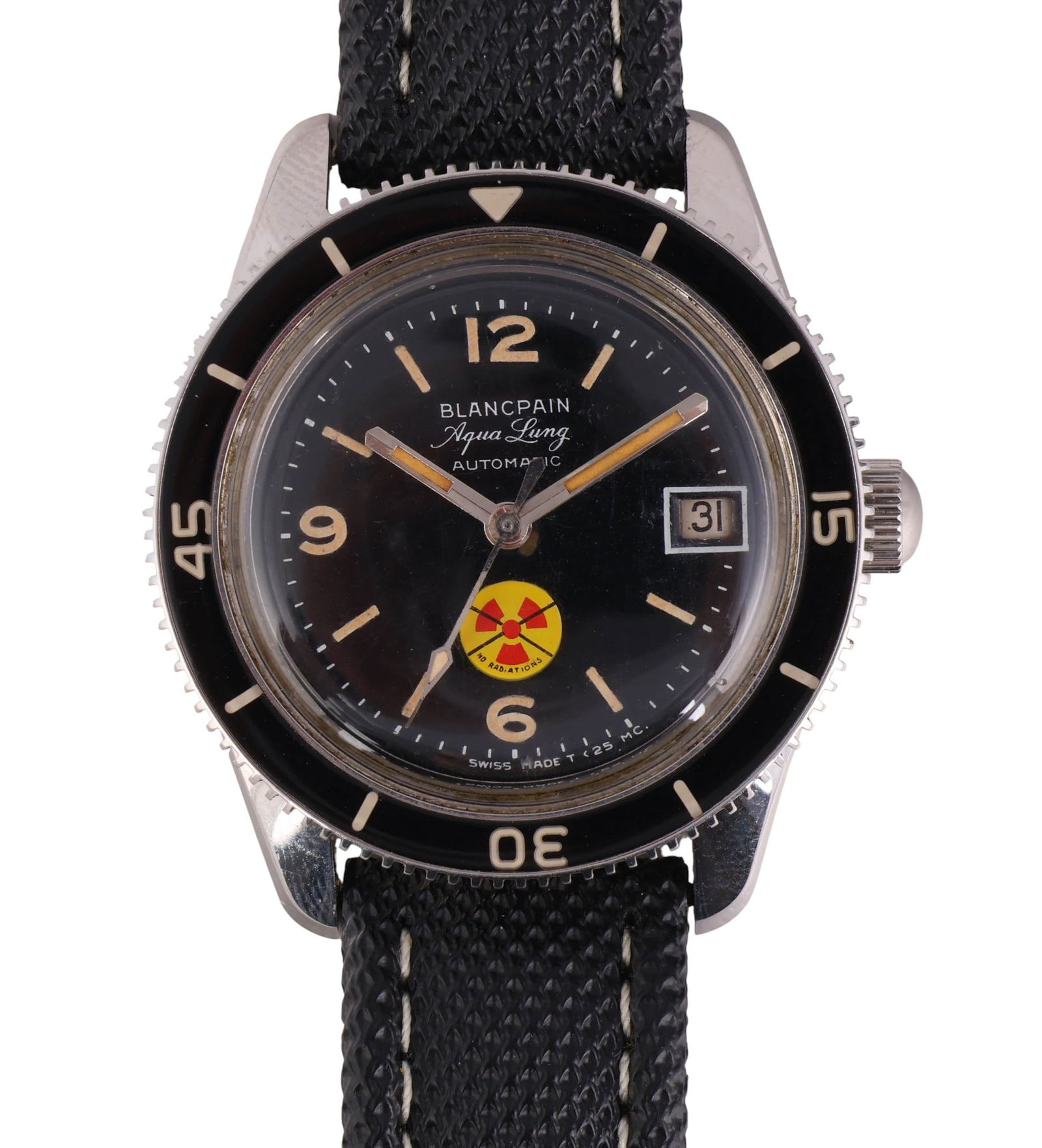 Blancpain Aqua Lung Automatic Steel Wristwatch: Blancpain Aqua Lung automatic stainless steel dive wristwatch featuring a black dial with luminous Arabic numerals, luminous hour markers, and pencil-style hands. The dial is signed Blancpain Aqua Lun