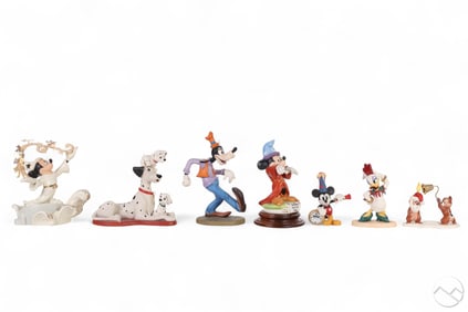 Disney Mickey Goofy Daisy Duck Figurines 7pc LOT