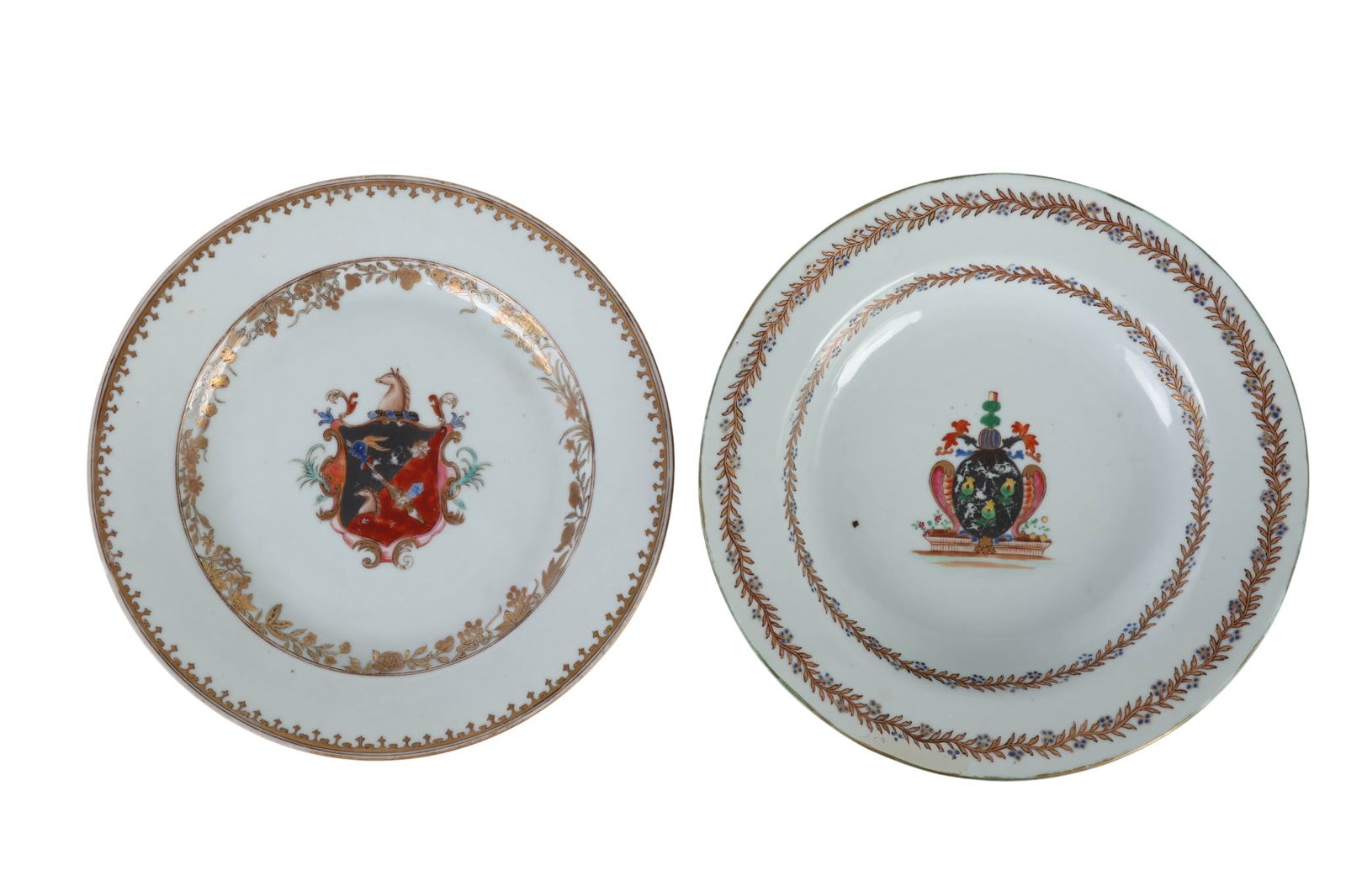 Chinese Export Porcelain Armorial Plates 2pc LOT (1 of 10)