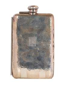 Antique Sterling Silver Hinged Flask Case 425g.