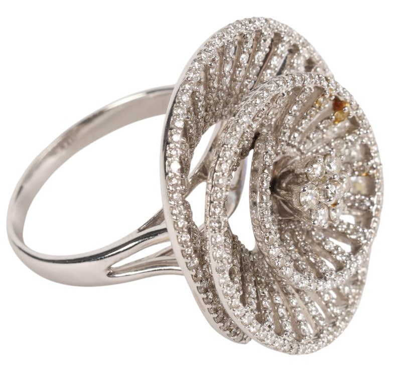 18k White Gold Natural Diamond Spiral Ring Size 10: Contemporary spiral design 18K white gold cocktail ring featuring a large circular tiered setting encrusted with round-cut white diamonds in a spiraling openwork pattern. The dynamic swirl motif draws