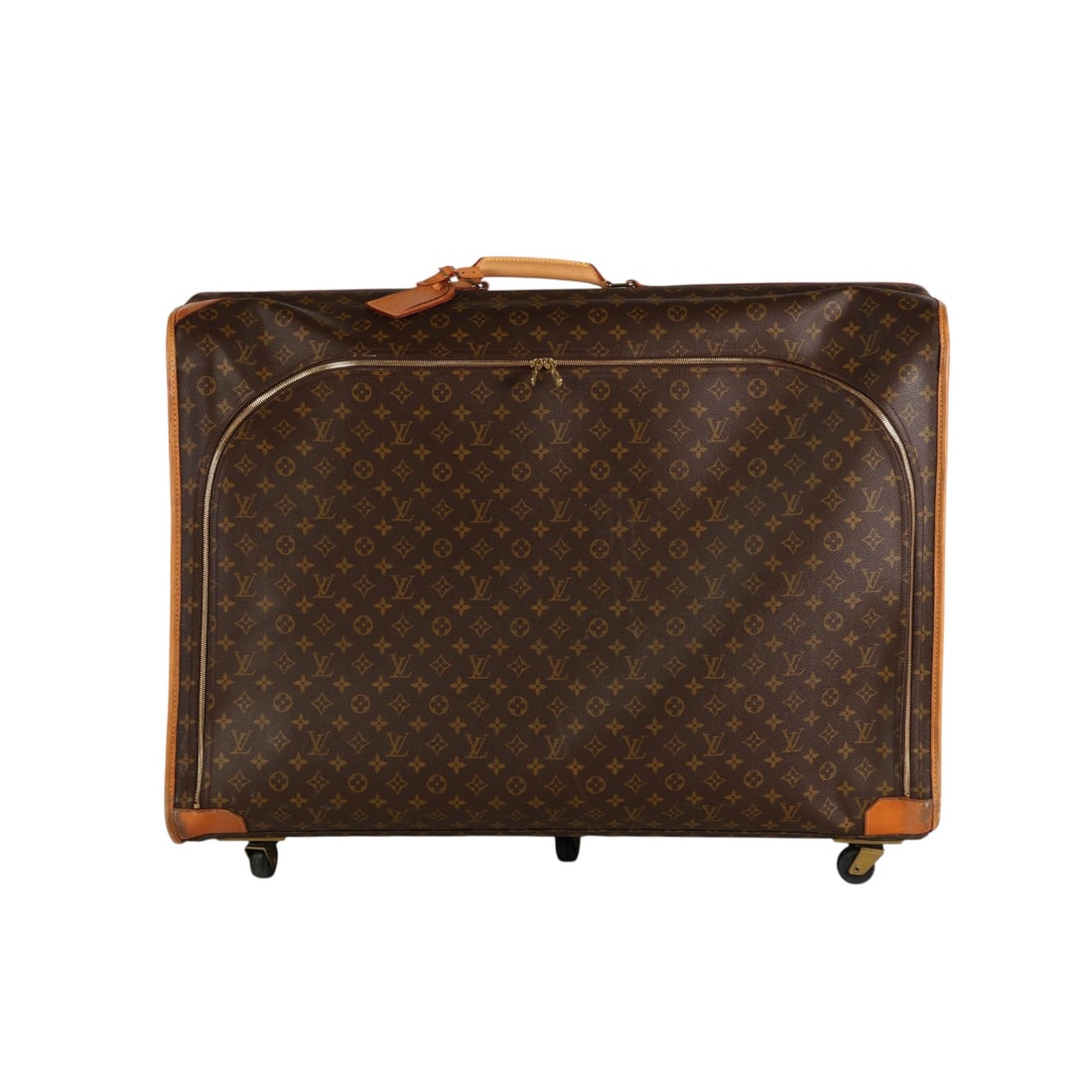 Louis Vuitton Pullman 70 Monogram Canvas Suitcase: Louis Vuitton, vintage Pullman 70 luxury designer wheeled suitcase in monogram canvas. Features a full-size zip closure, leather top handle, protective corner caps, and rolling wheels. The interior is