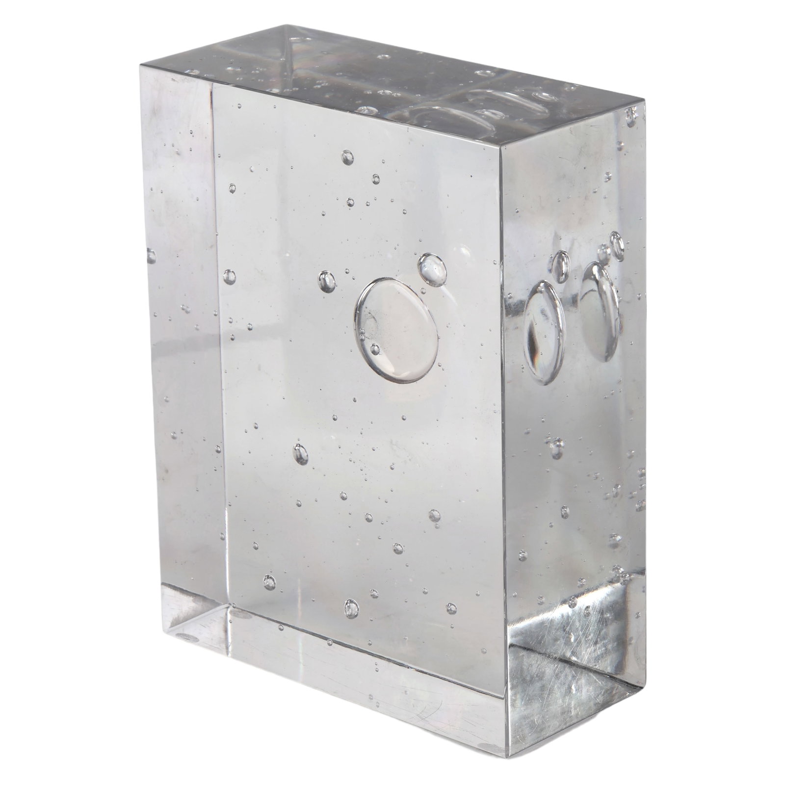 Orrefors Expo Sven Palmqvist Bubble Glass Block: This Orrefors art glass block, designed by Sven Palmqvist (1906-1984), is a quintessential piece of mid-century modern design. The block features a Modernist aesthetic, characterized by its sleek, cut