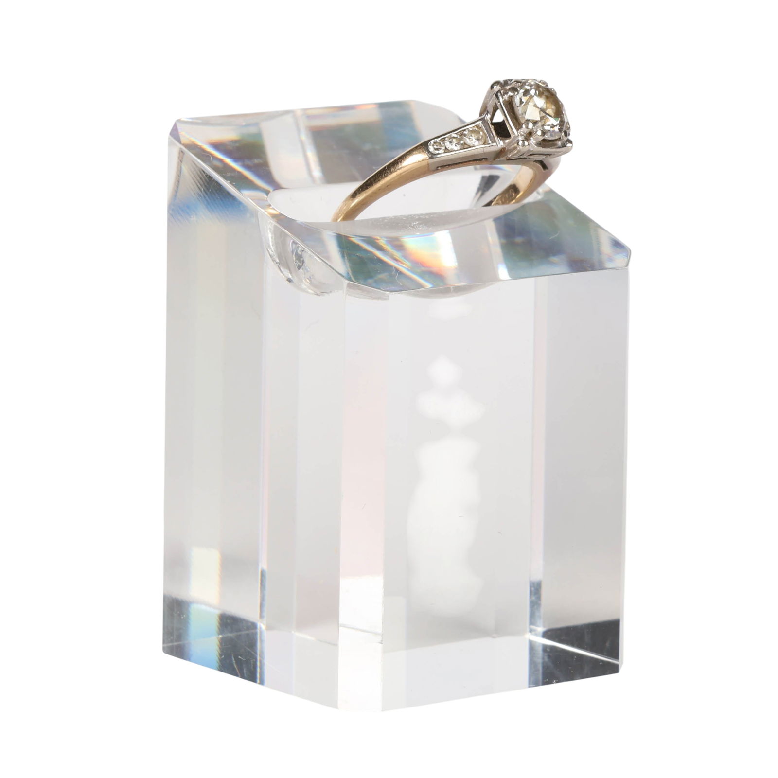 14K Yellow White Gold Diamond Engagement Ring Sz 6: 14K yellow and white gold diamond engagement ring featuring a single prong-set center stone in a four-prong elevated white gold head. The mounting includes side diamond accents along both shoulders, w