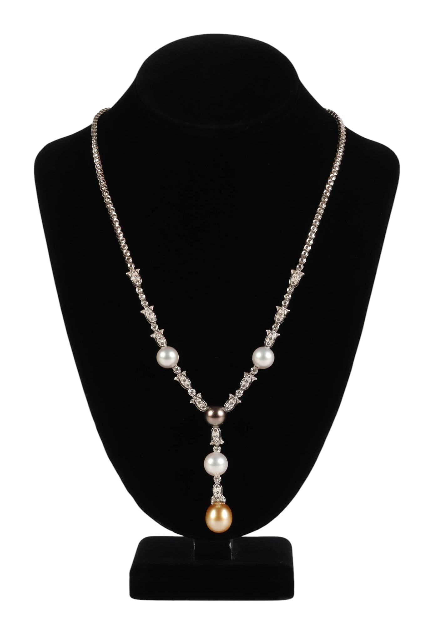18K Gold Diamond & Multi Color Pearl Drop Necklace: 18K white gold diamond and multi-color pearl drop necklace featuring approximately 1.5 cttw of round brilliant-cut diamonds set in articulated links. The necklace is centered with a refined drop desig
