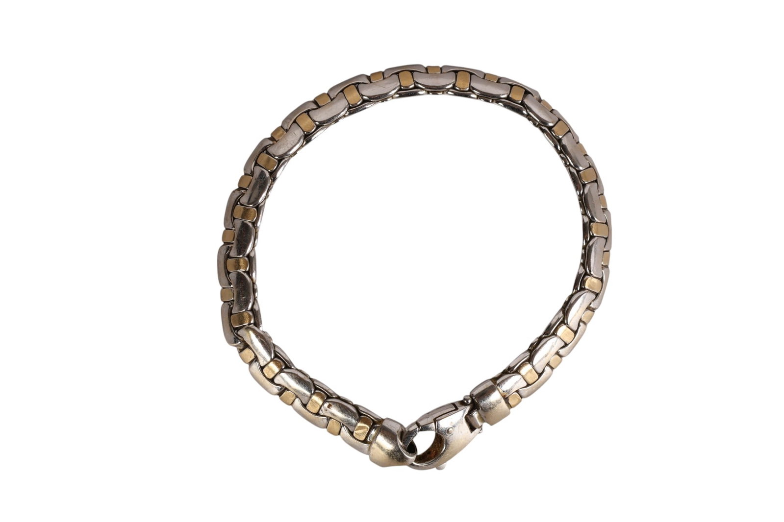 Milros Italy 14K White & Yellow Gold Bracelet 18g: Milros Italian 14K gold bracelet in white and yellow gold, formed in a basket weave pattern with alternating colors across the front surface. The bracelet measures approximately 7.5 mm in width, weigh