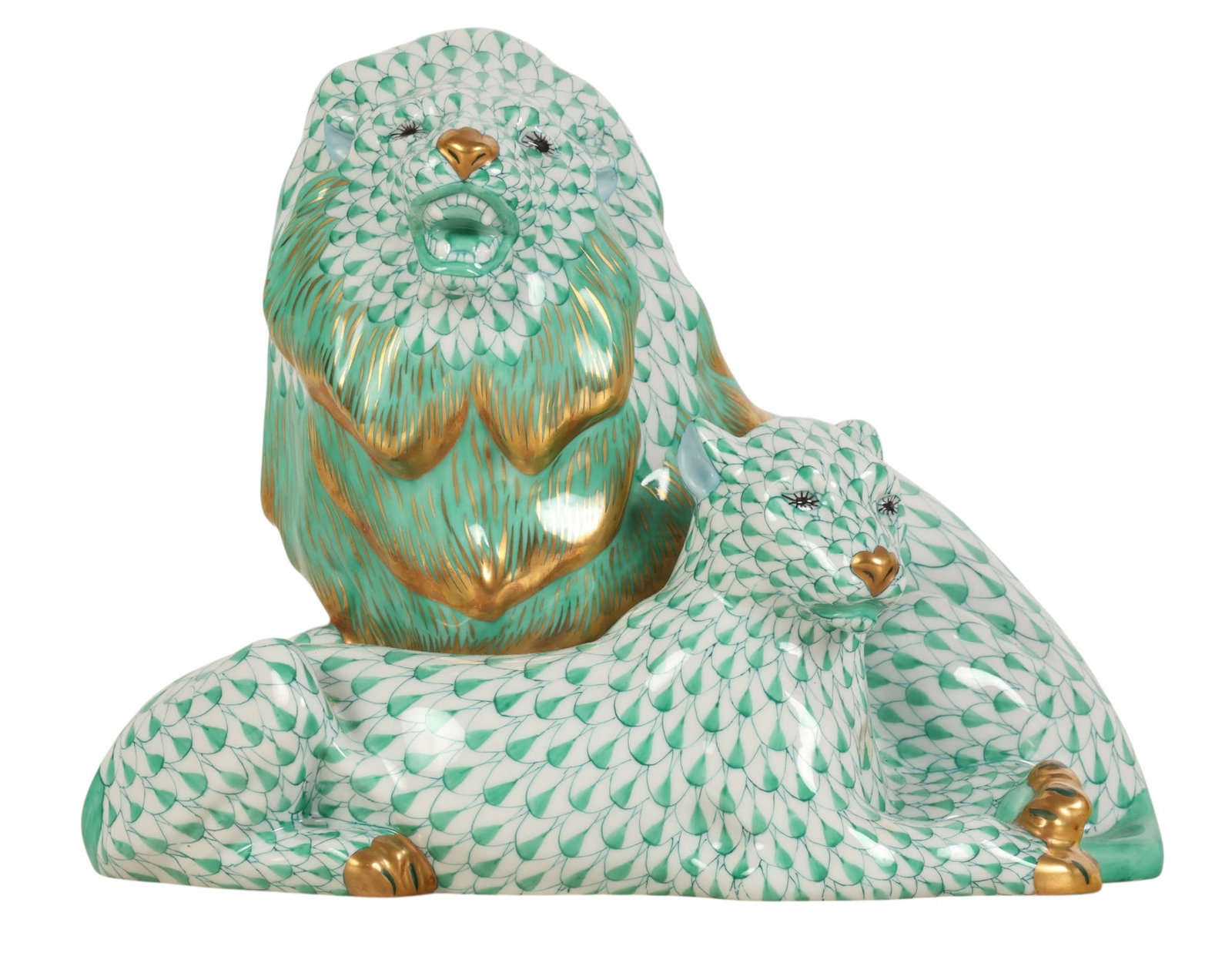 Herend Green Fishnet Porcelain Double Lion Figure: Herend Hungarian hand painted porcelain double lion figurine in the iconic green fishnet pattern, depicting a recumbent adult lion with detailed mane and gilt accents alongside a reclining cub. The fi