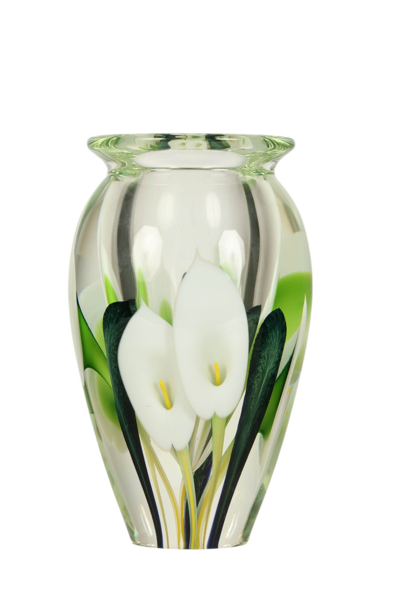 Scott Bayless b.1952 Floral Paperweight Glass Vase: Scott Bayless (American, born 1952), studio art glass lily flower paperweight vase featuring an elegant clear blown form with internally decorated white calla lily blossoms detailed with yellow stamen