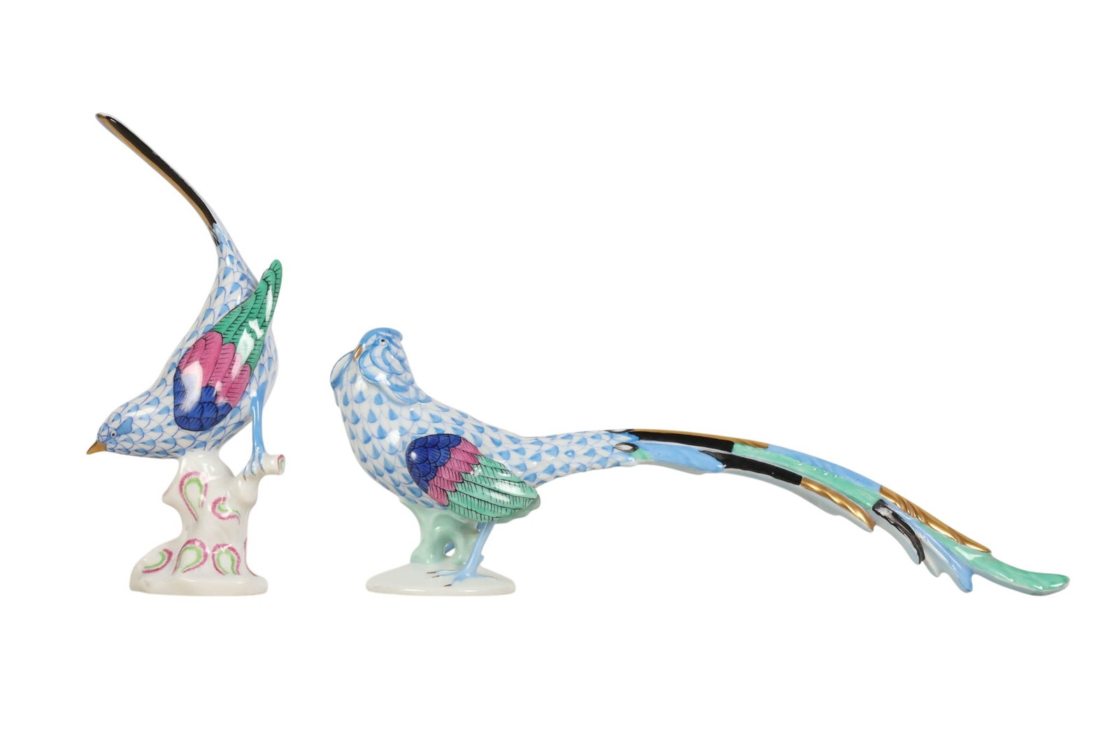 Herend Wagtail & Pheasant Blue Fishnet Bird Figure: Herend Hungary hand-painted porcelain bird figurines, lot of two. Includes a pied wagtail and a pheasant. Both feature the companys signature fish scale decoration in the Blue Fishnet pattern, with po