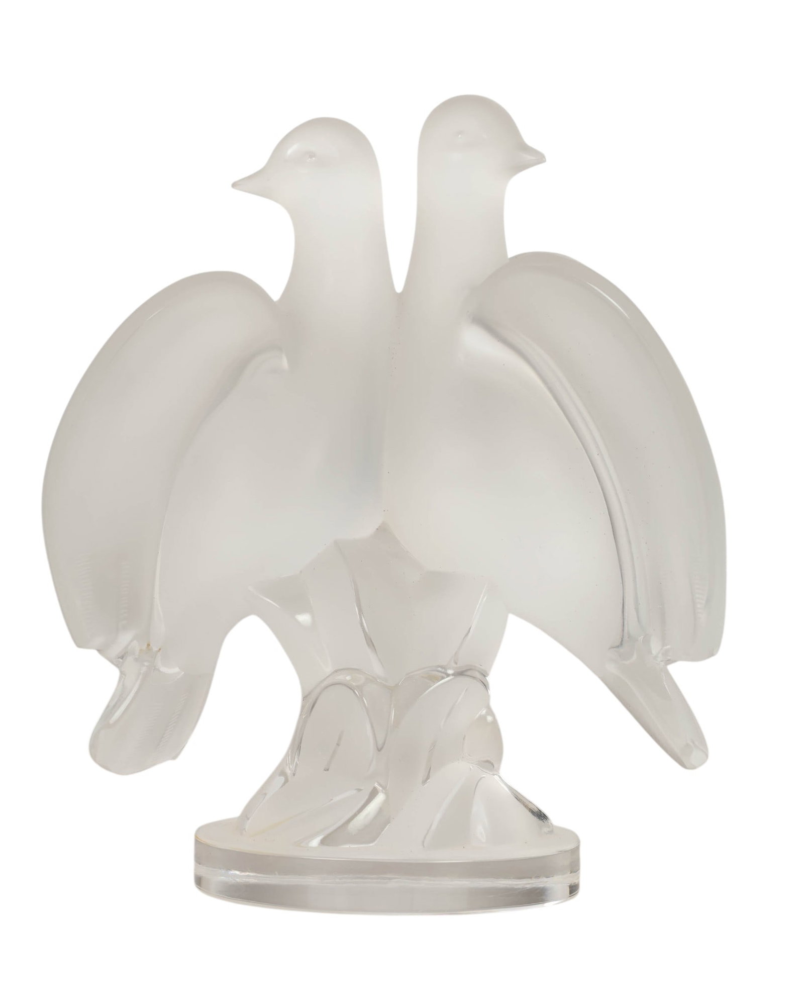 Lalique France Ariane Double Dove Frosted Figure: Lalique France frosted crystal figural sculpture from the Ariane series, depicting two doves standing side by side with wings outstretched. The composition features Laliques signature satin-frosted fi
