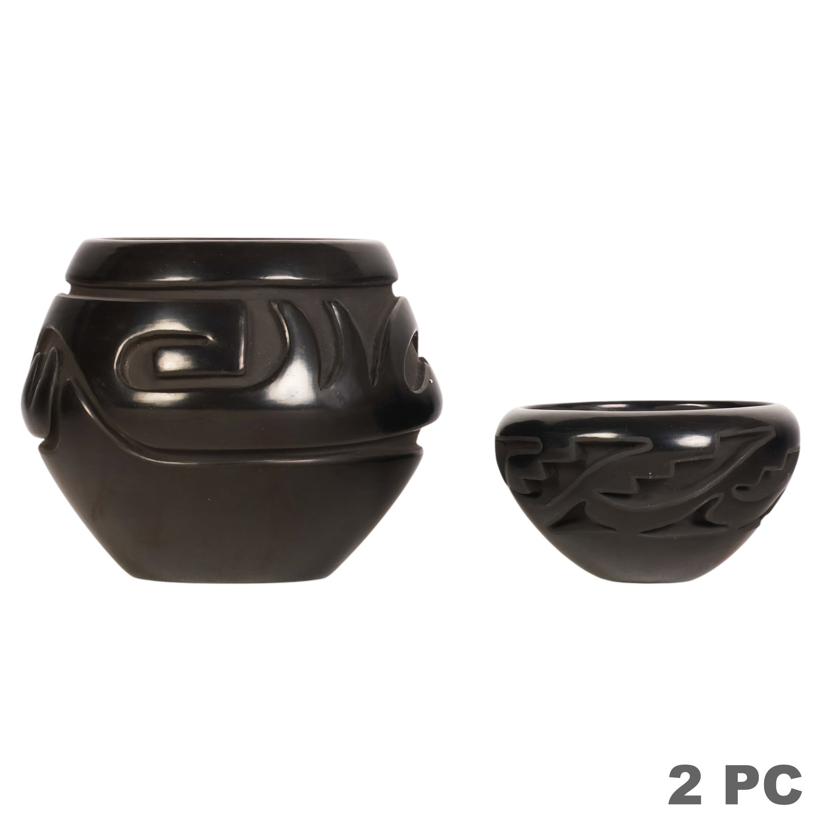 Two Vintage Santa Clara Blackware Pottery Vessels (1 of 7)