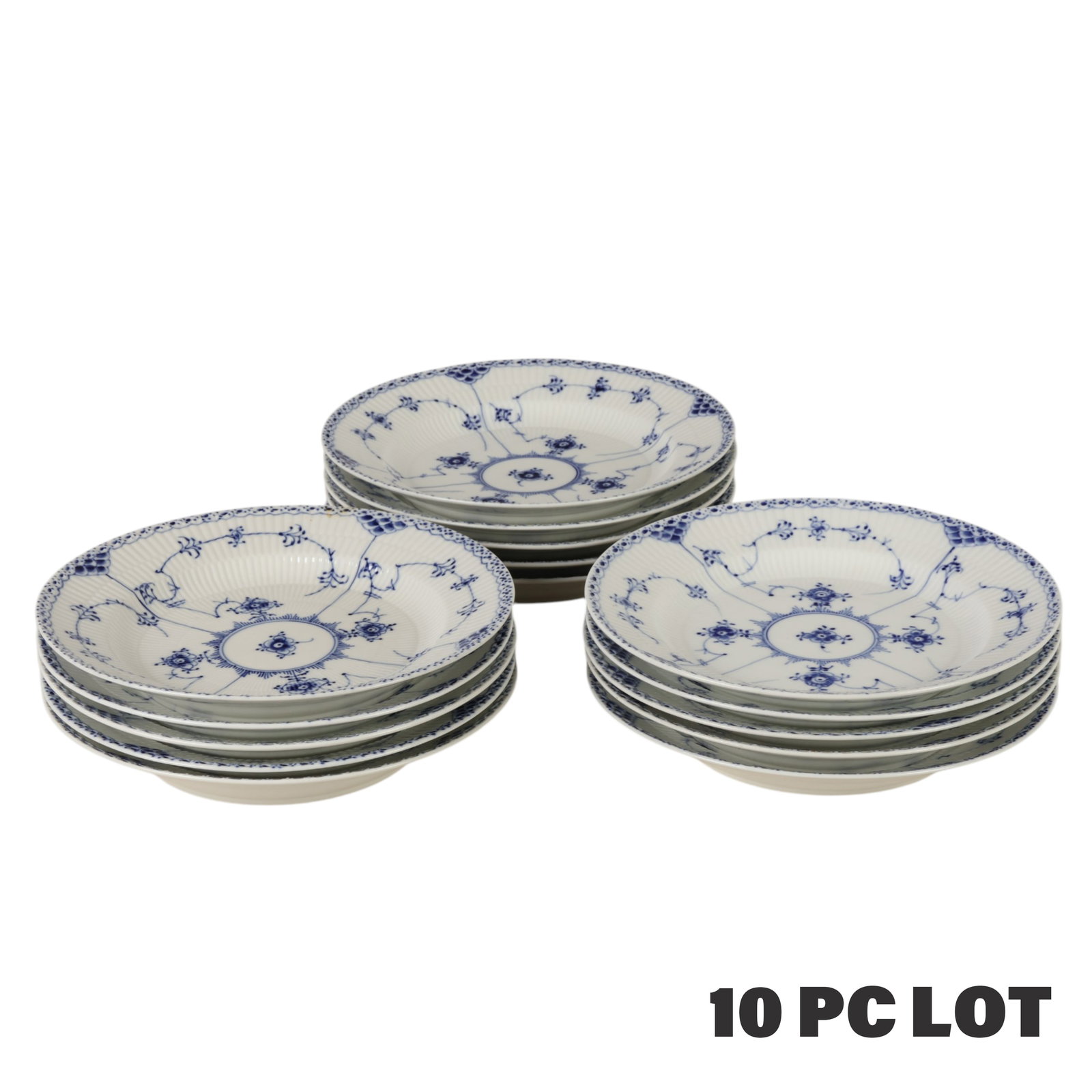 Royal Copenhagen Blue Fluted Half Lace Plates 10": Royal Copenhagen Denmark, a set of fifteen Danish porcelain Blue Fluted Half Lace Border pattern dinner plates. The decoration is characterized by a hand painted cobalt blue floral motif, lace like bo