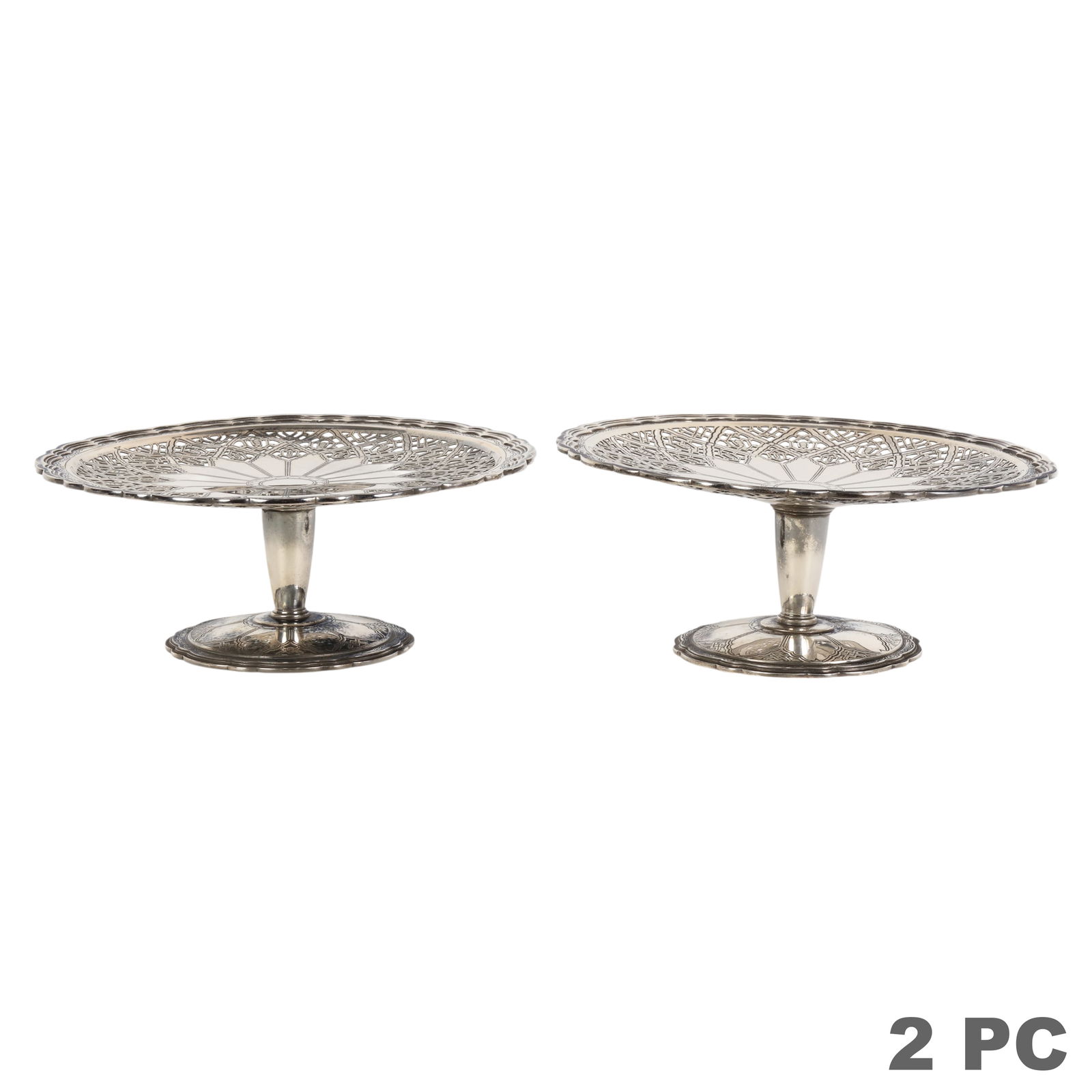 Tiffany & Co Pair of Sterling Silver Tazzas 1,894g (1 of 6)