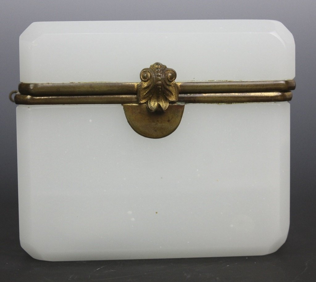 Antique French White Opaline Bronze Hinged Dresser Box: Antique French Opaline glass box. Crafted out of fine quality Opaline glass. Bronze hardware wih partial chain. Measures 3 5/8" x 4 1/4" x 2 5/8" . In House USA Shipping $20 USD Plus Insurance