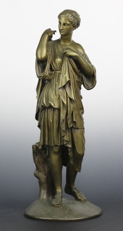 Antique Victorian Grand Tour Bronze Woman 17" Statue: Antique Victorian era Grand Tour bronze statue. Crafted out of solid cast bronze. Features a Roman woman in toga and sandals. Measures 17" tall. In House USA Shipping $100 USD Plus Insurance.