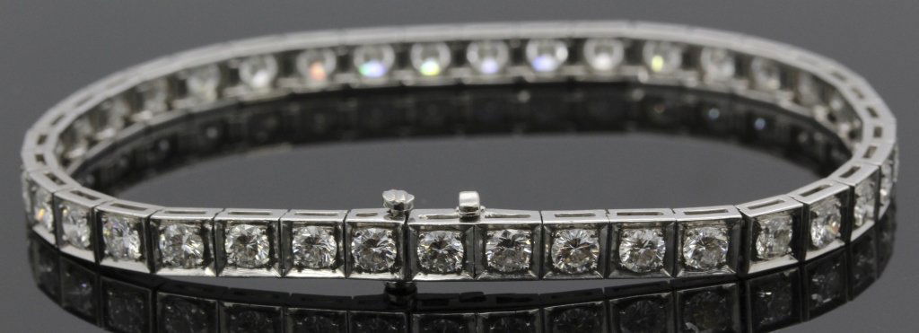 Platinum 4.5 Ct Tw VS Diamond Line Tennis Bracelet (1 of 6)