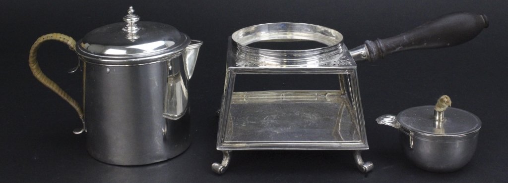 Georgian Thomas Hatton Silver Tankard with Stand: Antique English Georgian period silver tankard. Bears London hallmarks for Thomas Hatton (with Royal Crown above) with the 1765 date letter. Comes complete with matching lid, warming stand and burner.