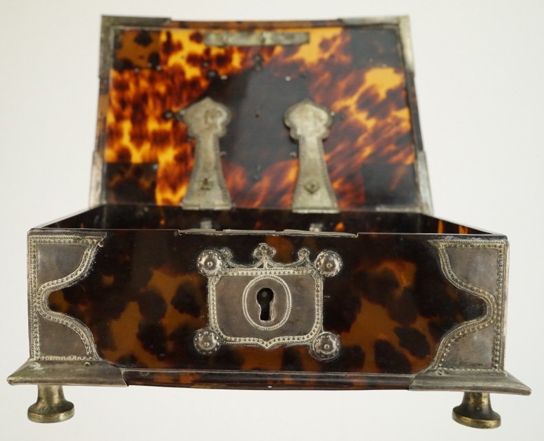 Antique Persian Silver Tortoise Shell Footed Box (1 of 8)