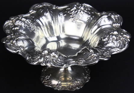 Reed Barton Sterling Silver Francis I Footed Candy: Footed Candy Bowl by Reed & Barton. Crafted of solid 925 Sterling Silver. Features the Francis I pattern. Signed Reed & Barton Sterling X567 Francis I. Measures approximately 11 1/2" x 5 1/2". Total