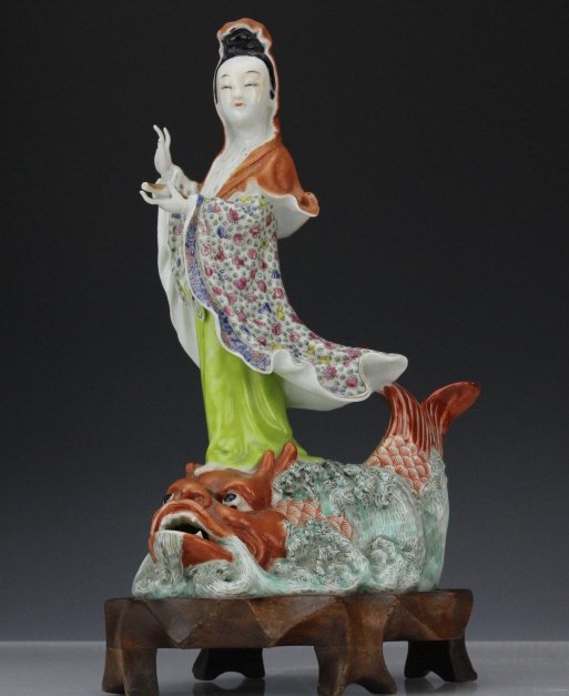 Chinese Porcelain Quan Yin Statue Morris Lapidus Estate (1 of 10)