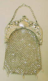 448: VINTAGE STERLING LADIES HANDBAG: C.1935, GriffinSt