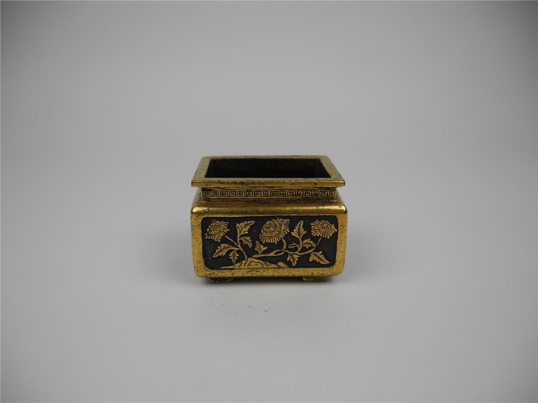 A CHINESE GILT BRONZE CENSER (1 of 8)