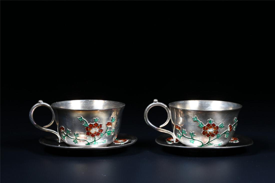 A PAIR OF SILVER AND ENAMEL CUPS AND TRAYS (1 of 9)