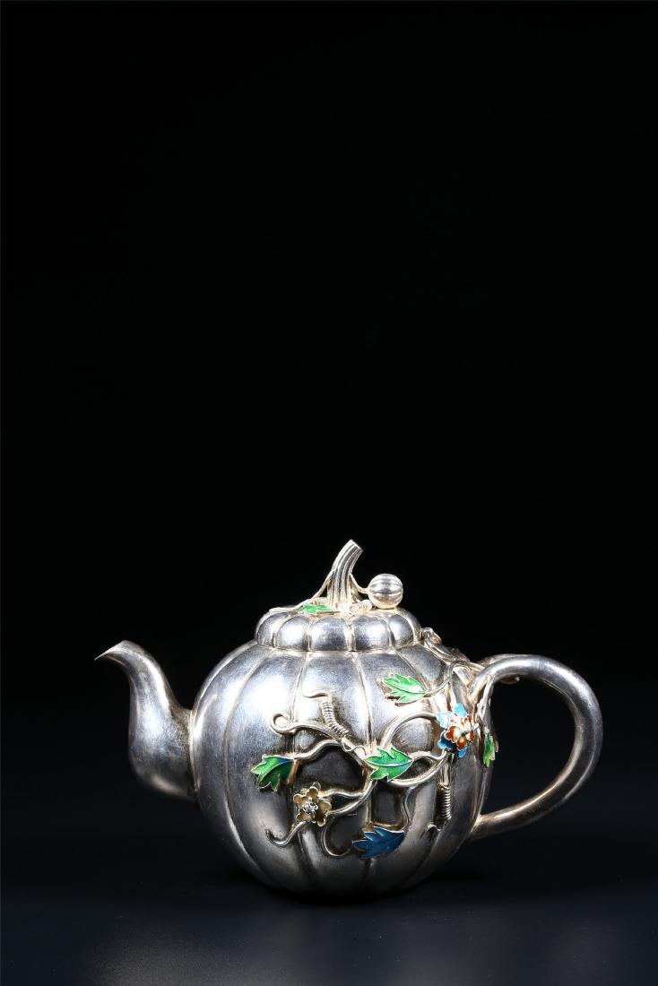 A CHINESE SILVER AND ENAMEL TEA KETTLE (1 of 9)