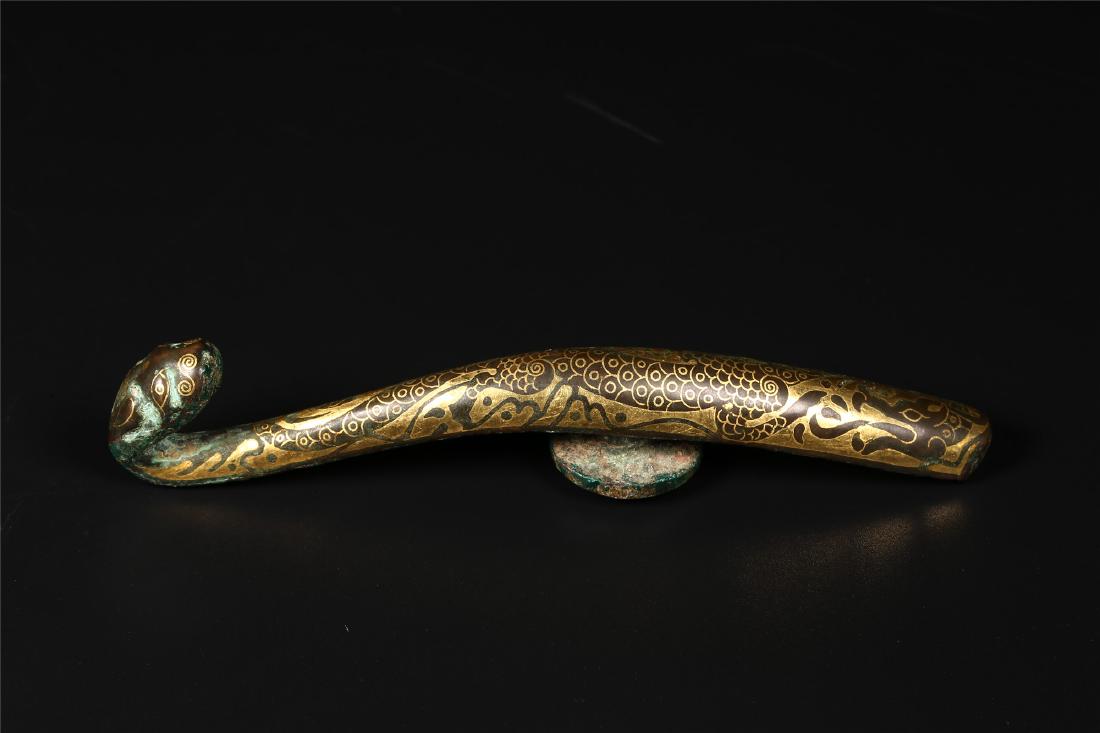 A CHINESE BRONZE BELT HOOK WITH GOLD AND SILVER INLAY (1 of 8)