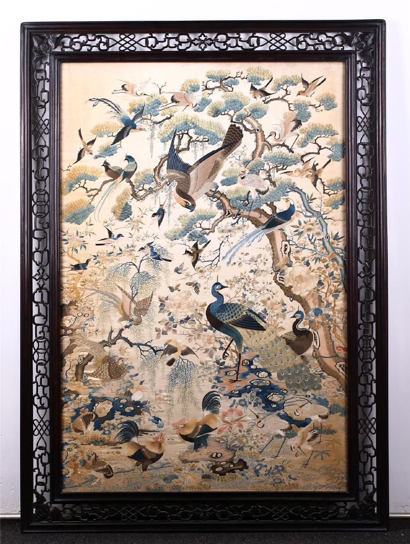 CHINESE EMBROIDERED SILK SCREEN