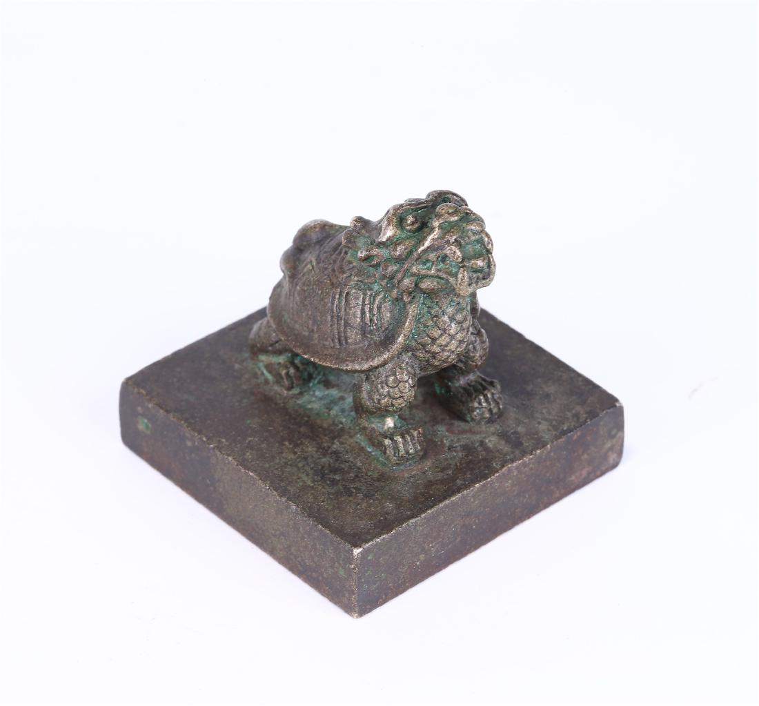CHINESE SILVER "BEAST" SEAL (1 of 7)