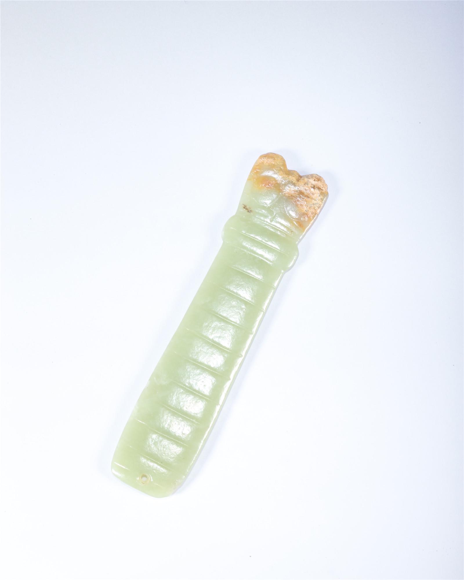 CHINESE JADE PENDANT (1 of 7)