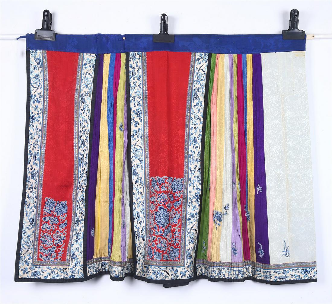 CHINESE EMBROIDERED SILK SKIRT (1 of 8)