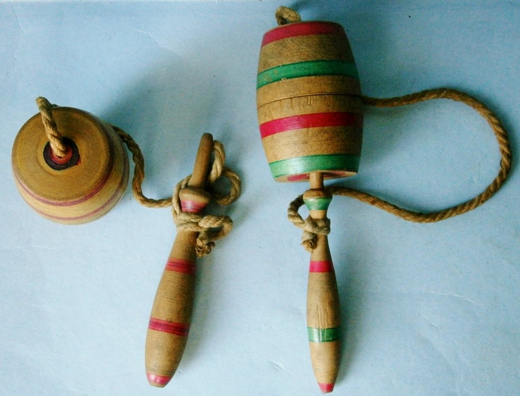 Pair of Vintage Cup and Ball Games (1 of 5)