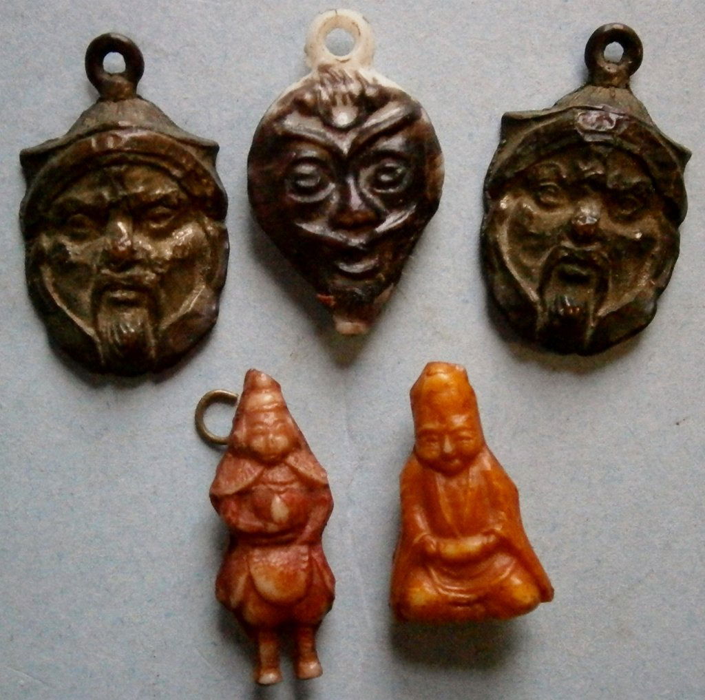 Buddha and 4 other Oriental Celluloid Cracker Jack (1 of 3)