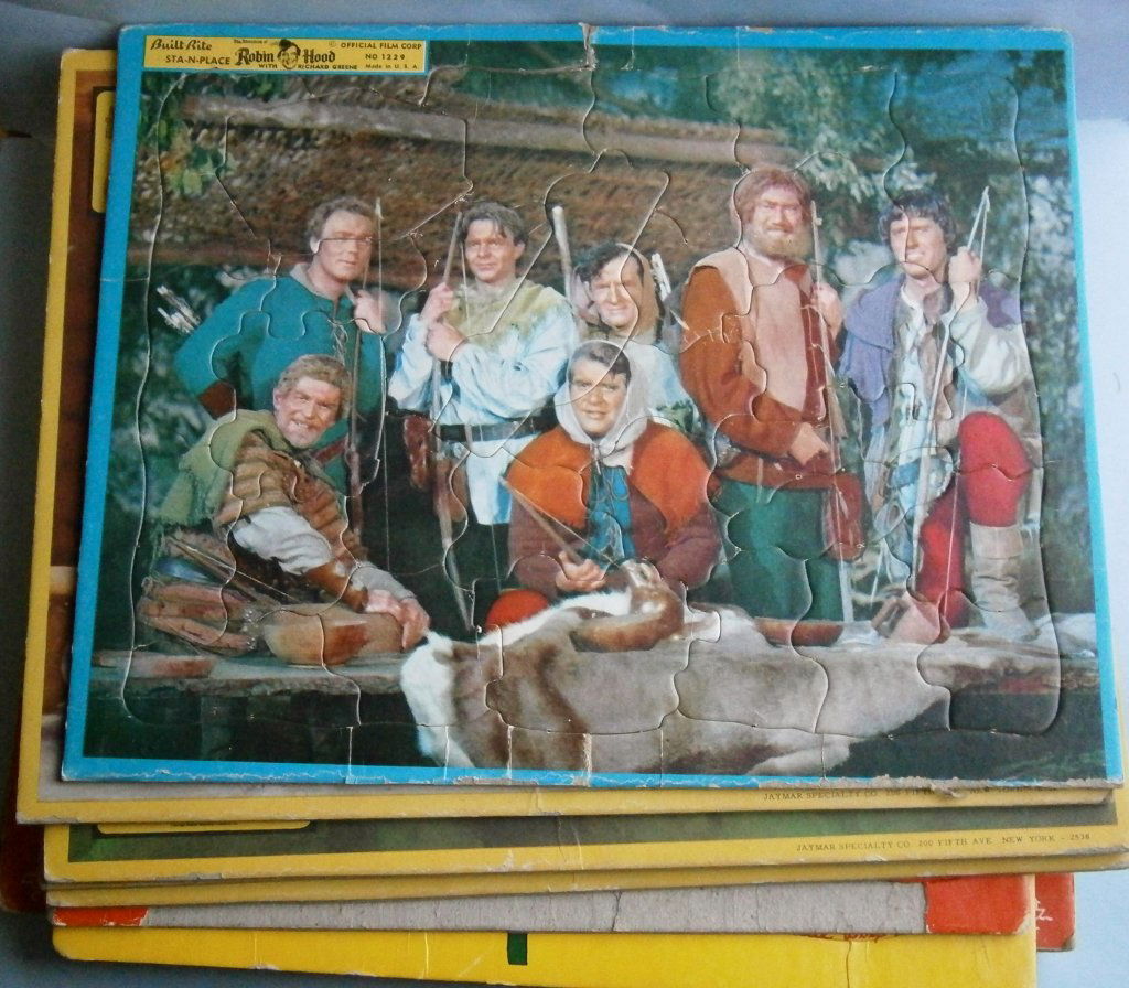 Old childrens cardboard puzzles from the 1940s-60s (1 of 8)