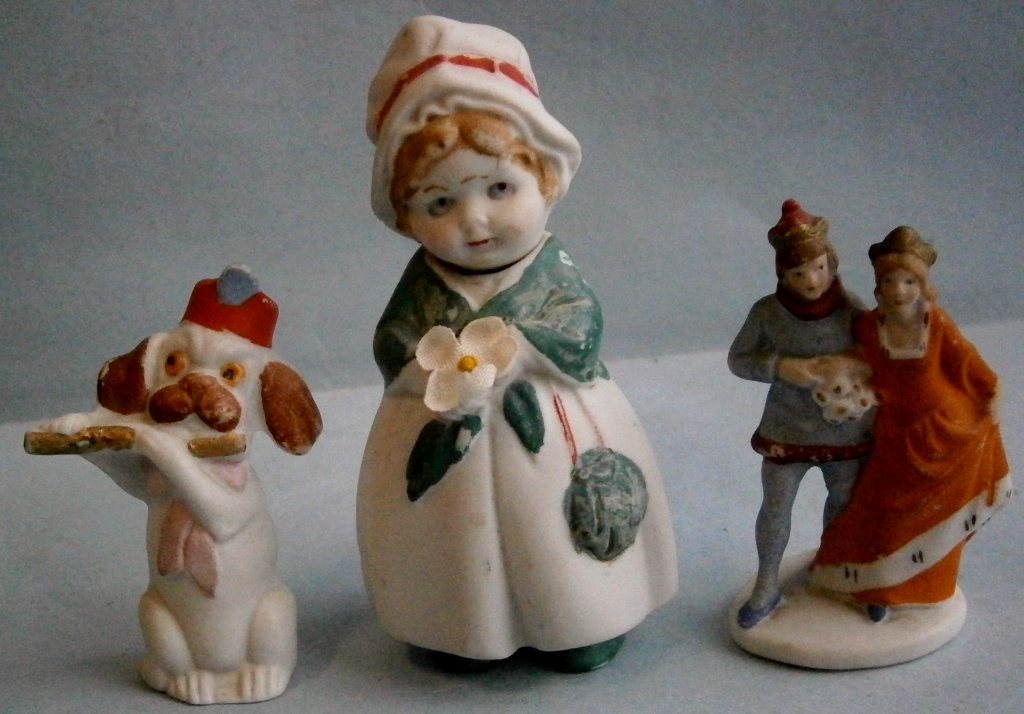Three Small German Bisque Figurines from the early (1 of 8)