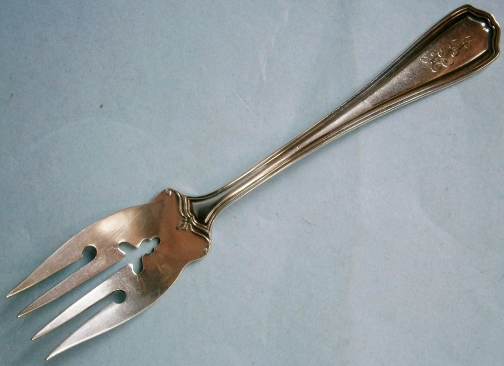 Sterling Silver Fish Fork by Reed & Barton, pat. 1907 (1 of 5)