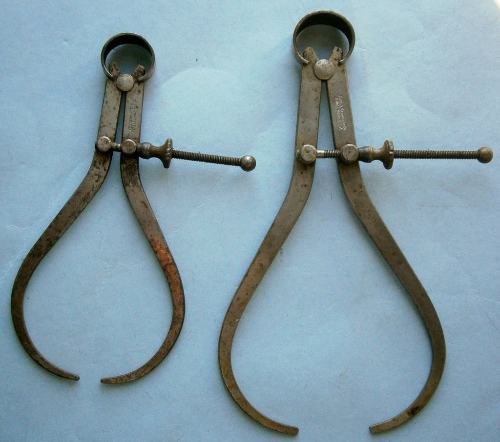 Pair of Old Machinist Calipers (1 of 3)