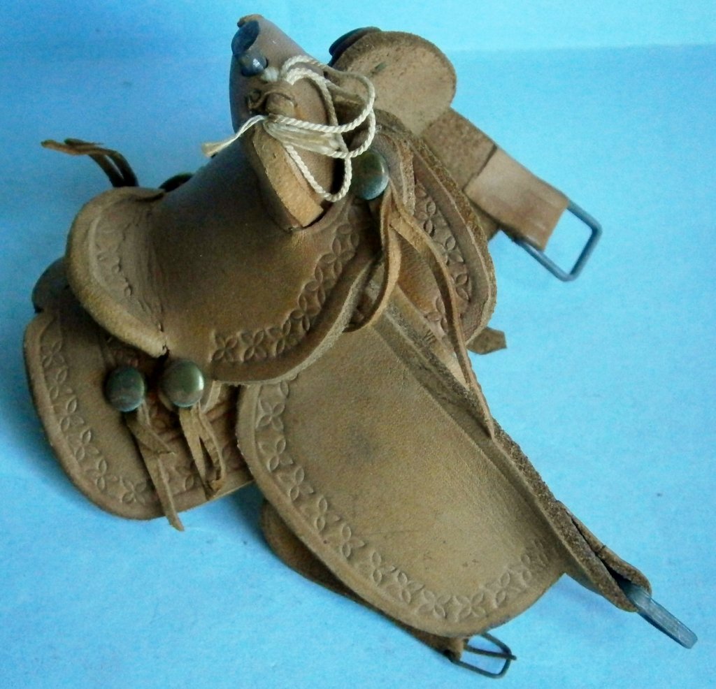 Vintage Miniature Leather Saddle (1 of 4)