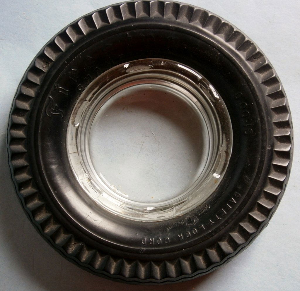 FIRESTONE Figural Tire Advertising Ashtray (1 of 4)