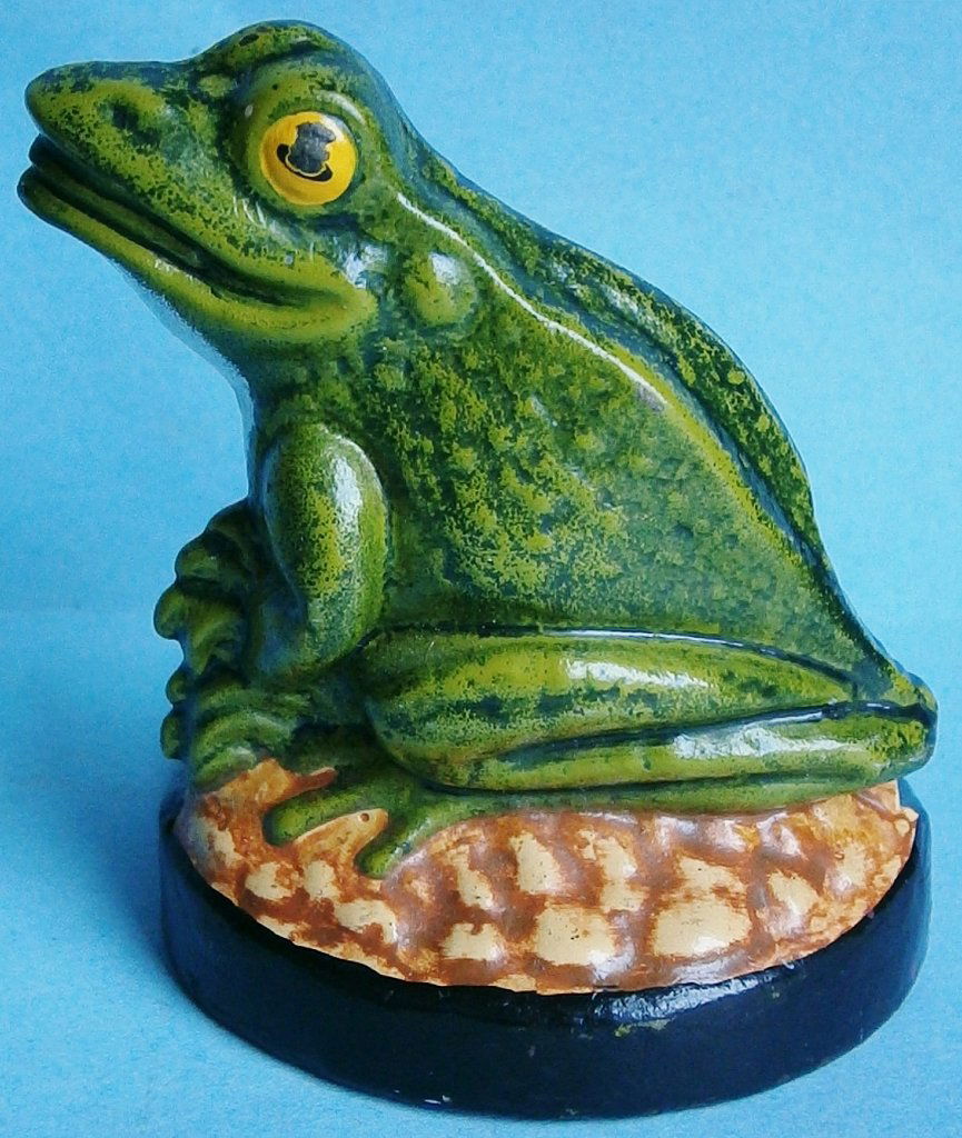 Painted Cast Iron Sitting Frog Figural Door Wedge (1 of 4)