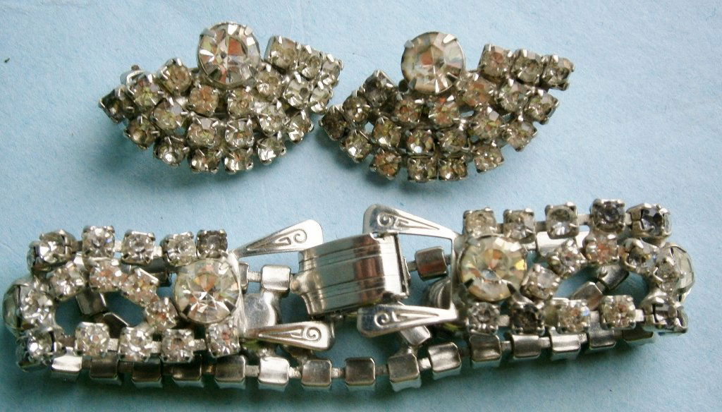 Rhinestone Bracelet and Earrings, vintage (1 of 6)