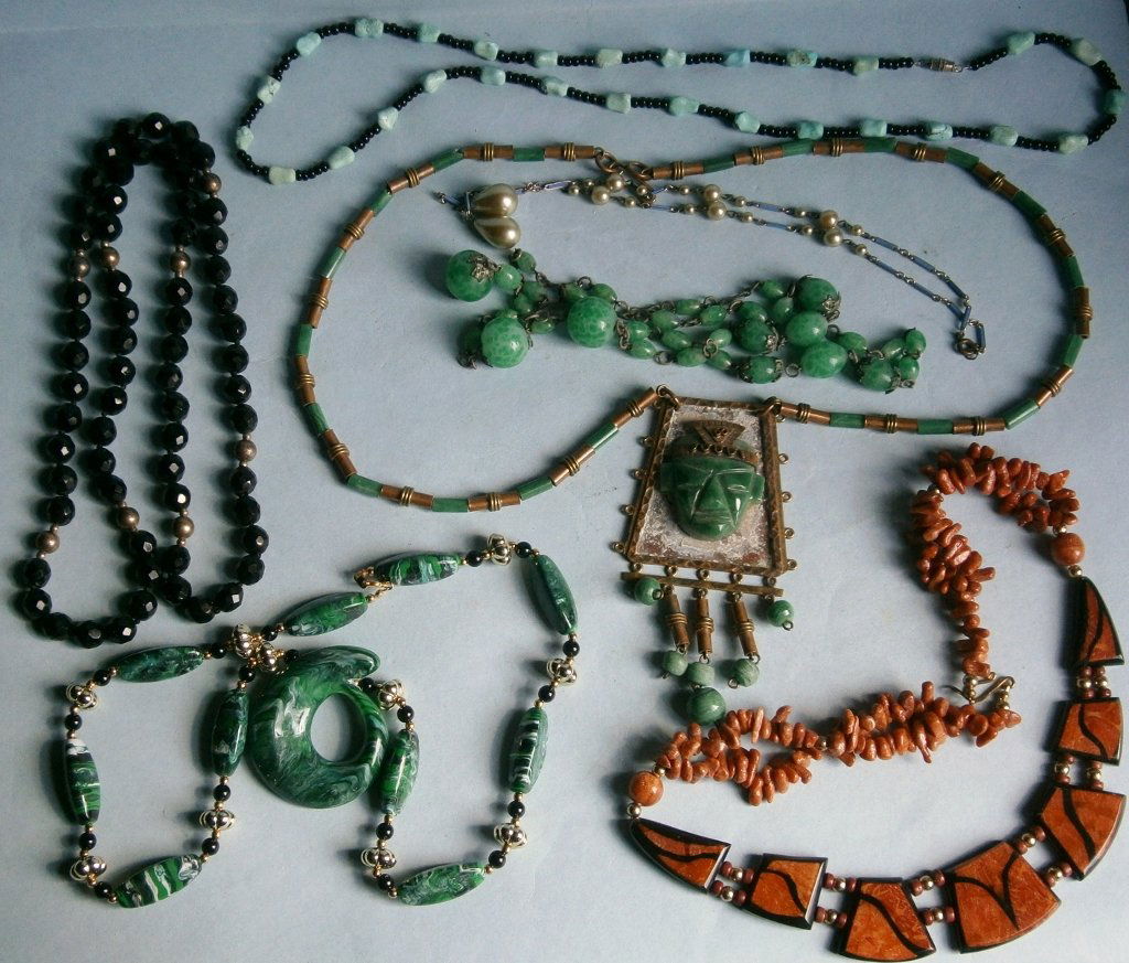 Costume Jewelry Necklaces from various periods (1 of 5)